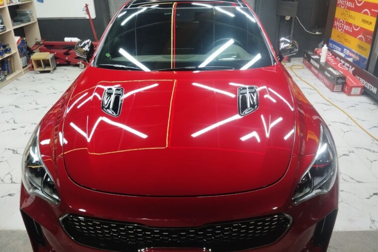 Kia Stinger — полировка кузова и нанесение керамики