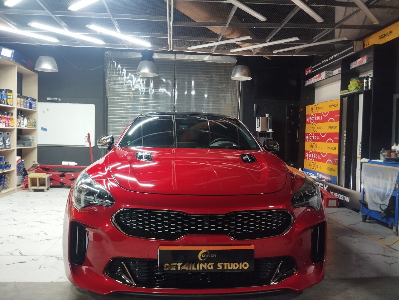 Kia Stinger — полировка кузова и нанесение керамики